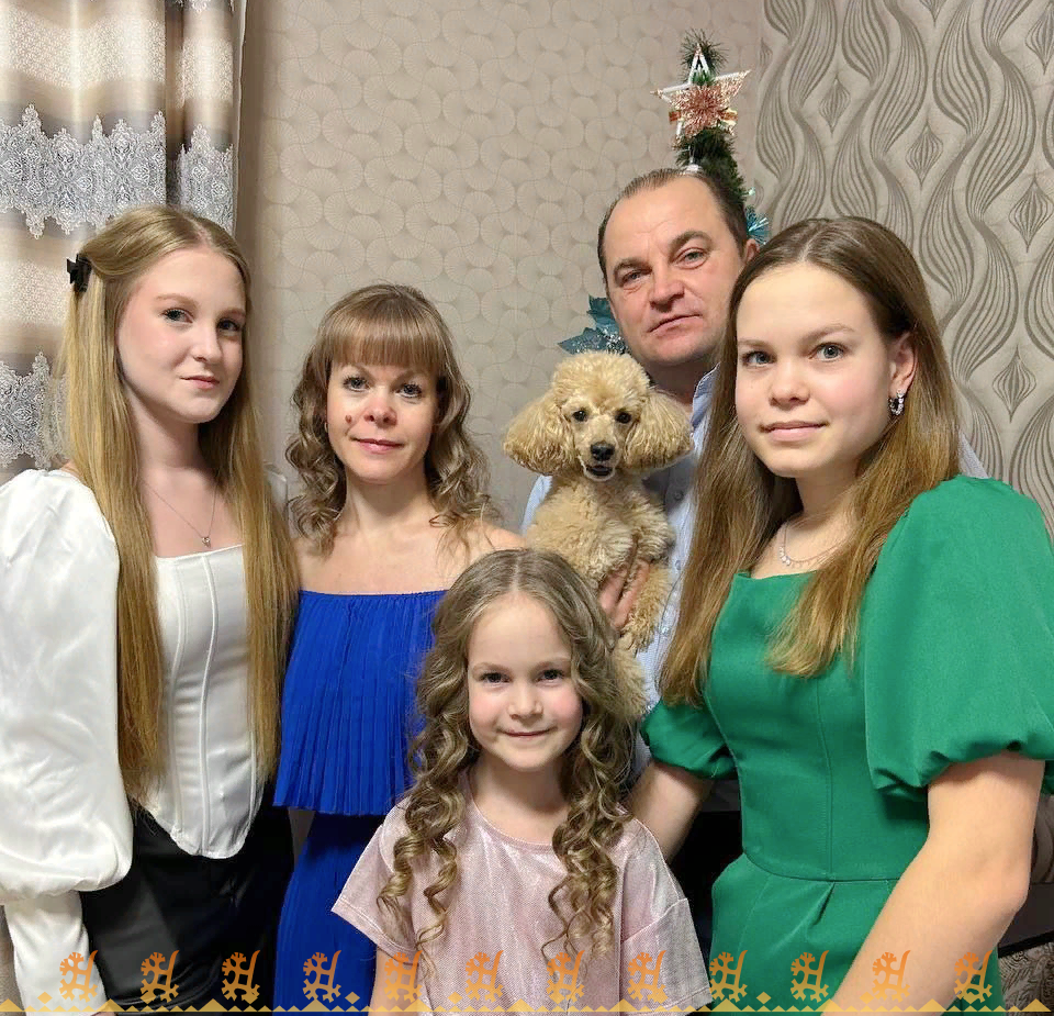  Продолжаем онлайн фотовыставку «Югра многодетная»